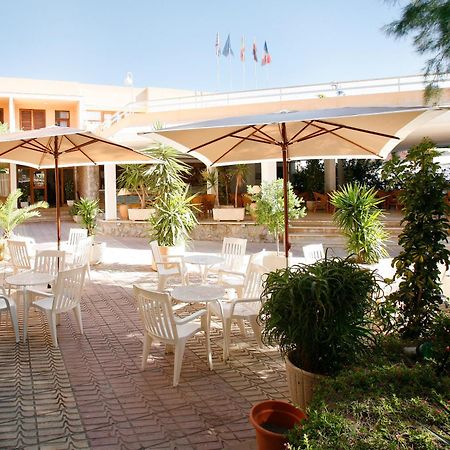 Hotel Avenida Benicàssim Buitenkant foto
