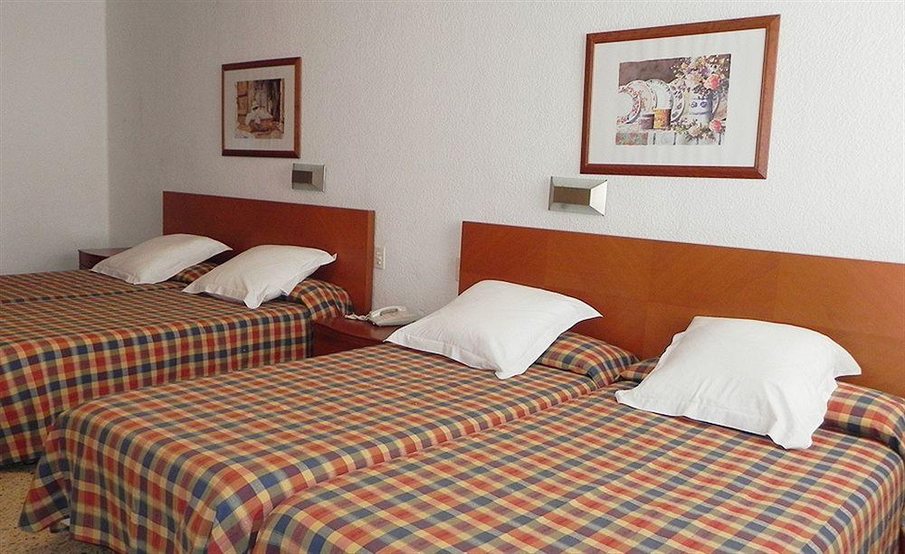 Hotel Avenida Benicàssim Buitenkant foto