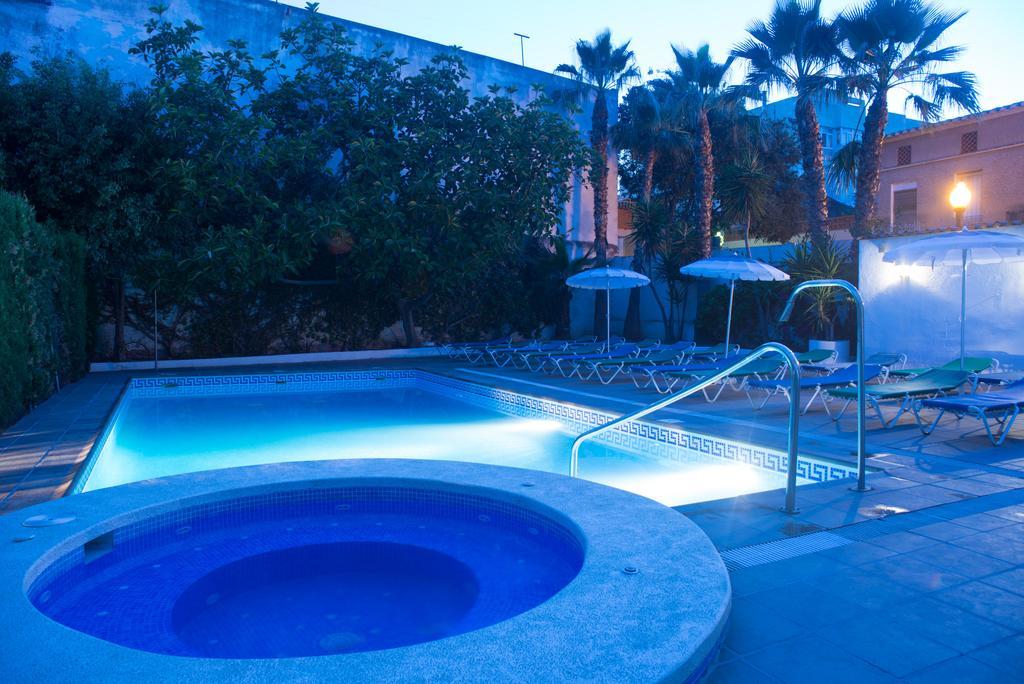Hotel Avenida Benicàssim Buitenkant foto